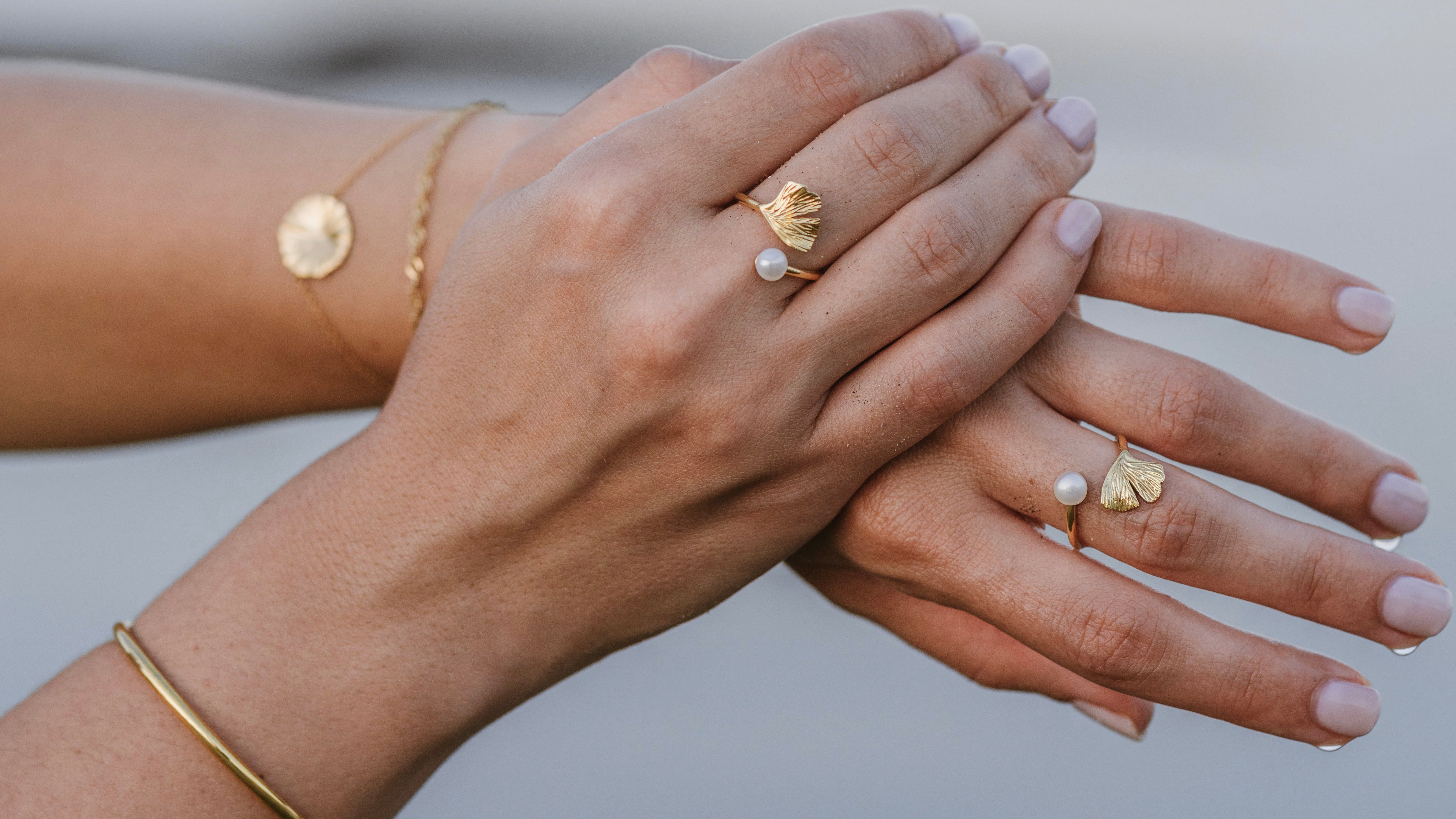 5 Ways To Transition Your Look With Gold Vermeil Jewellery