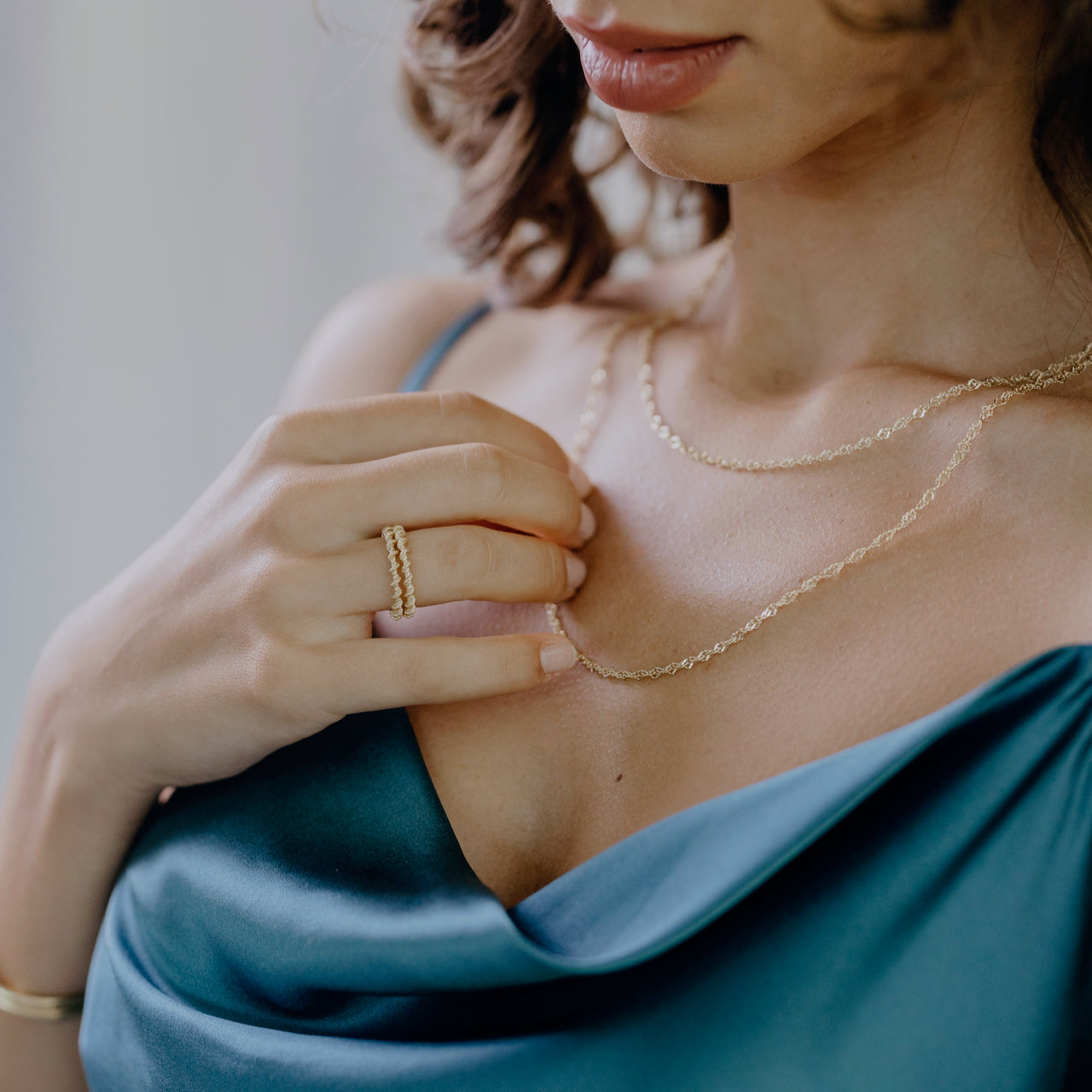 Building Your Jewellery Wardrobe: The 5 Essential Pieces (And How to Choose Them)