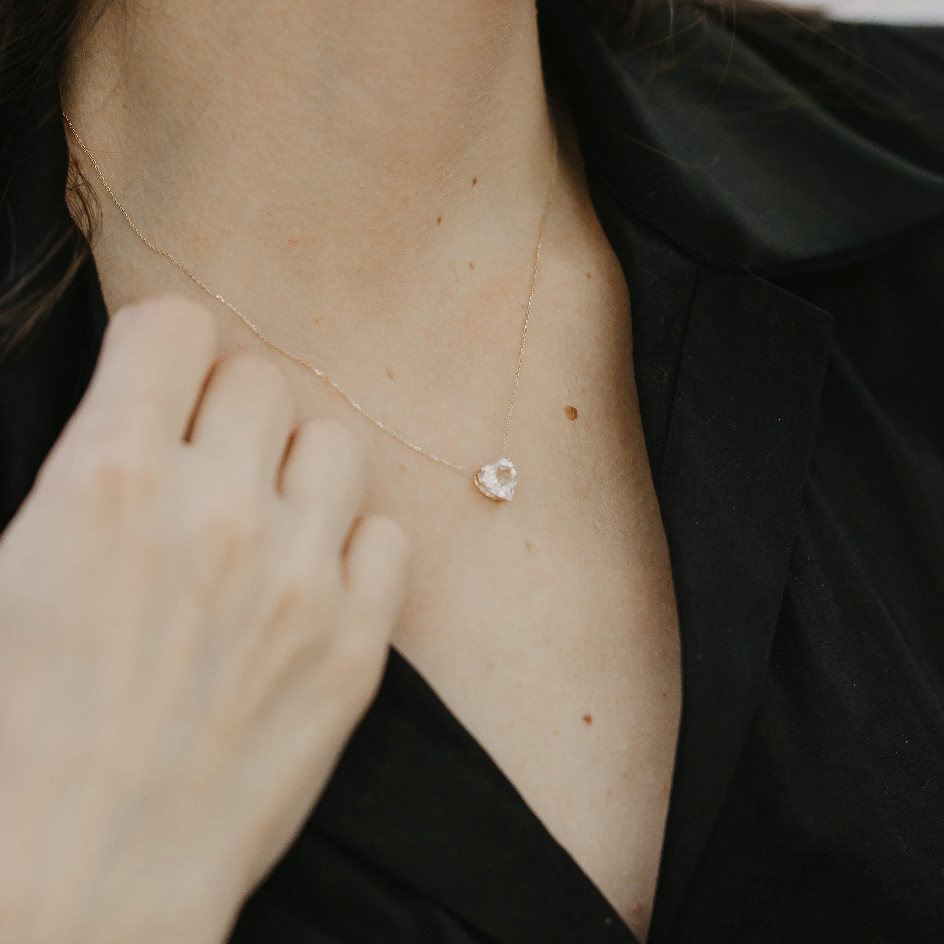 18K Solid Gold Hear Shaped Topaz Necklace - Ines Santos Jewellery