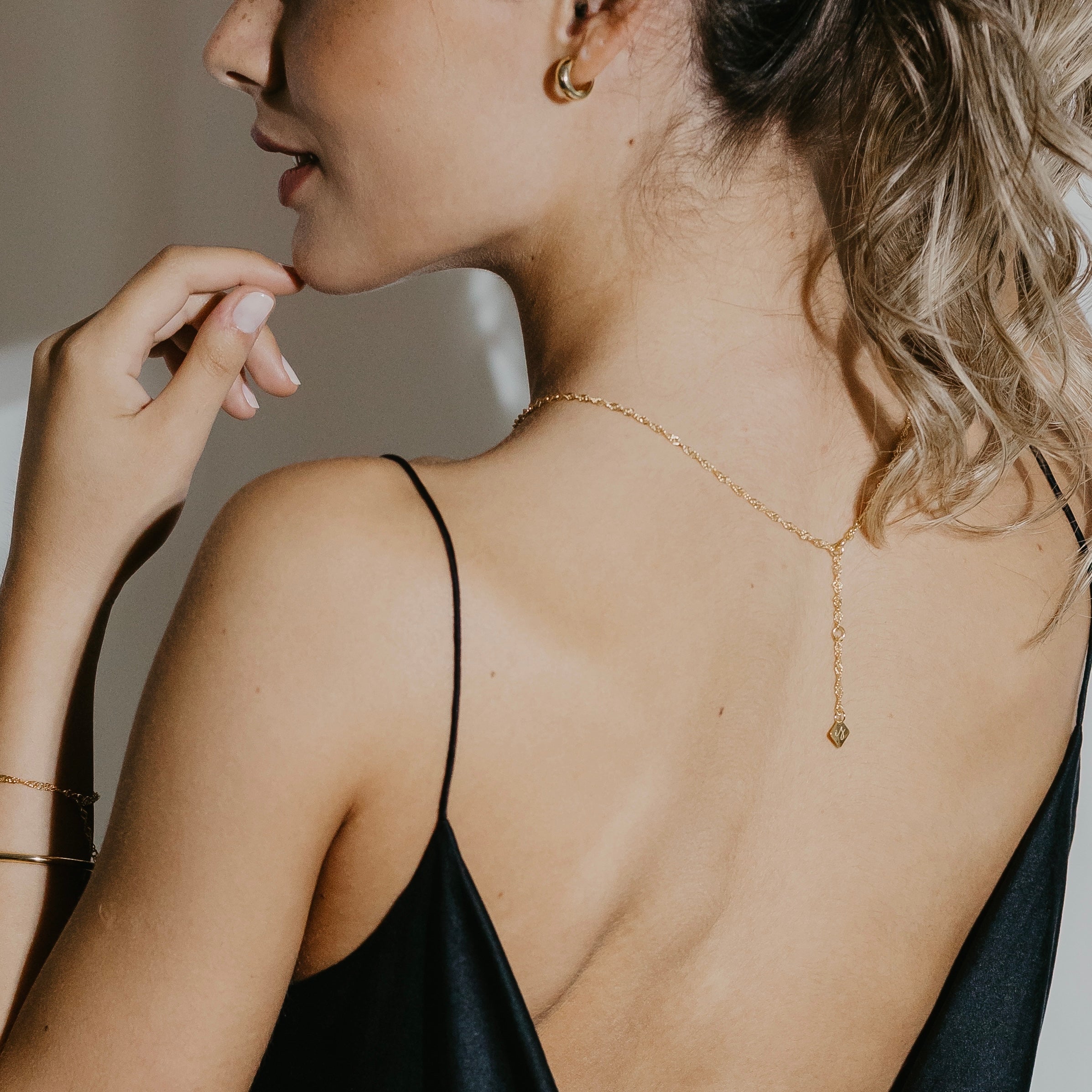 18K Gold Vermeil Twisted Chain necklace - Minimalist Jewelry - Ines Santos Jewellery