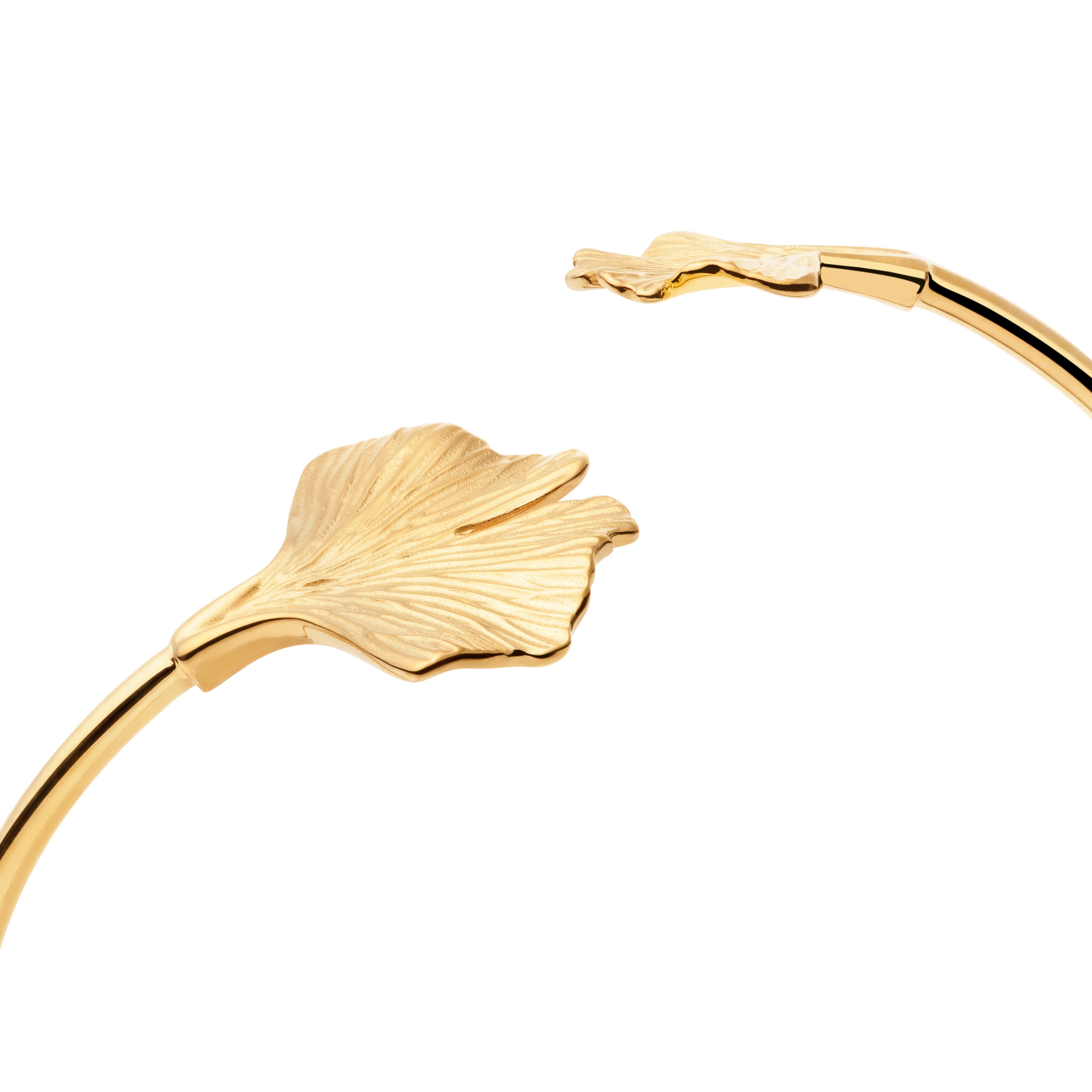 Close-up of Ginkgo bracelet showing detailed leaf texture and wave-shaped edges