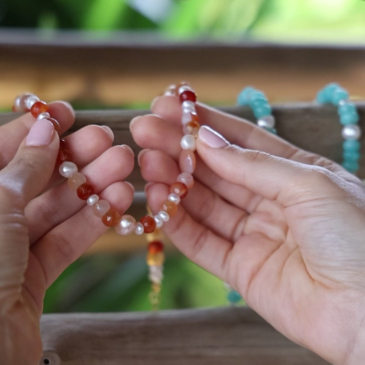 Inês Santos Jewellery - gemstone jewelry - 18K Gold Vermeil Orange Moonstone and Fresh Water Pearl Beaded Necklace