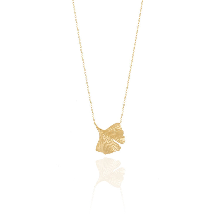 18K Gold Vermeil Ginkgo Leaf Necklace - INES SANTOS JEWELLERY | Gold Vermeil on Silver | Women's Luxury Jewellery | Sustainable Jewellery | Designer Jewellery | Unique Jewellery Design
