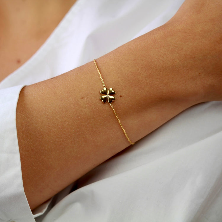 Lucky Leaf Bracelet | Gold Vermeil on Silver | Women's Luxury Jewellery | Sustainable Jewellery | Designer Jewellery